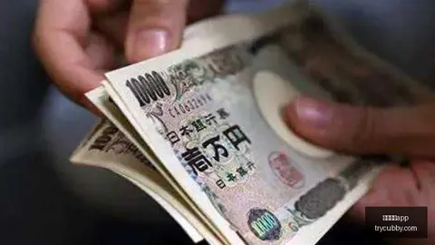 茅台酒价格下调3元，手机买球app平台，，连续两日回调，高位震荡行情解析
